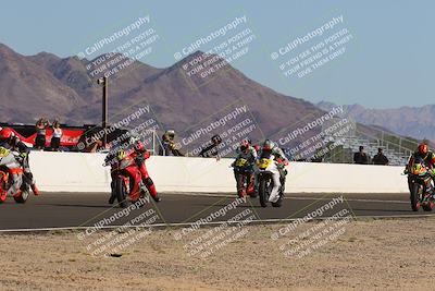 media/Sep-25-2022-CVMA (Sun) [[ee08ed6642]]/Race 6 Amateur Supersport Open/